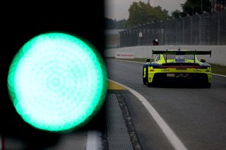 #97 - Rutronik Racing - Dustin BLATTNER - Dennis MARSCHALL - Porsche 911 GT3 R (992) 