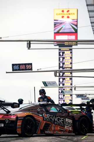 #99 – Tresor Attempto Racing – Ricardo FELLER – Alex AKA – Audi R8 LMSGT3 EVO II 