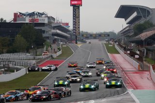 #66 - Tresor Attempto Racing - Dylan PEREIRA - Audi R8 LMS GT3 EVO II and #57 – Winward Racing – Reece BARR – Mercedes-AMG GT3 EVO crash at the start of Race 1