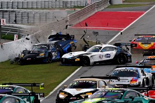 #66 - Tresor Attempto Racing - Dylan PEREIRA - Audi R8 LMS GT3 EVO II and #57 – Winward Racing – Reece BARR – Mercedes-AMG GT3 EVO crash at the start of Race 1