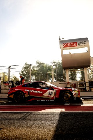 #32 – Team WRT – Dries VANTHOOR – Charles WEERTS – BMW M4 GT3 