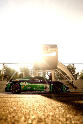 #84 - Eastalent Racing - Simon REICHER - Karol BASZ - Audi R8 LMS GT3 EVO II 