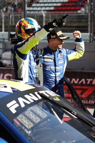 #96 - Rutronik Racing – Patric NIEDERHAUSER – Sven MULLER – Porsche 911 GT3 R (992) 
