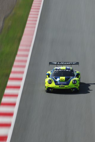 #96 - Rutronik Racing – Patric NIEDERHAUSER – Sven MULLER – Porsche 911 GT3 R (992) 