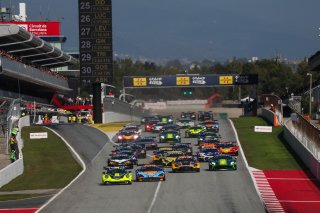 Start of Race 2, #96 - Rutronik Racing – Patric NIEDERHAUSER – Sven MULLER – Porsche 911 GT3 R (992) leads