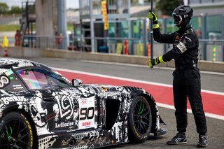 #90 – Madpanda Motorsport – Exequiel PEREZ COMPANC – Tom KALENDER - Mercedes-AMG GT3 