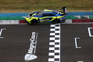 #96 - Rutronik Racing – Patric NIEDERHAUSER – Sven MULLER – Porsche 911 GT3 R (992) 