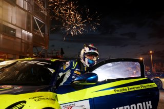 #96 - Rutronik Racing – Patric NIEDERHAUSER – Porsche 911 GT3 R (992) 