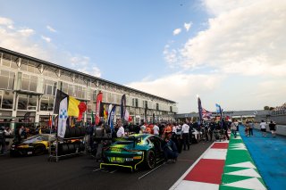 The grid for Race 1