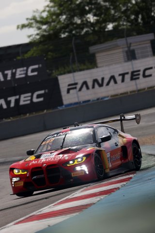 #991 - Century Motorsport - Darren LEUNG - Daniel HARPER - BMW M4 GT3 