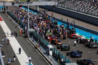 The grid for Race 2