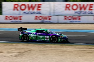 #84 - Eastalent Racing - Simon REICHER - Christopher HAASE - Audi R8 LMS GT3 EVO IIs 