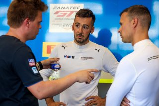 #96 - Rutronik Racing – Patric NIEDERHAUSER – Sven MULLER – Porsche 911 GT3 R (992) 
