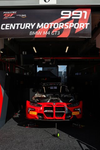 #991 - Century Motorsport - Darren LEUNG - Daniel HARPER - BMW M4 GT3 