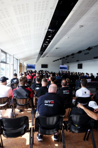 Drivers Briefing