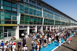 Fans pit walk and autograph session