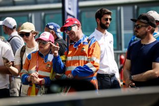 Fans pit walk and autograph session
