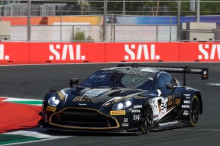 #34 - Walkenhorst Motorsport - David PITTARD - Henrique CHAVES - Ross GUNN - Aston Martin Vantage AMR GT3 EVO