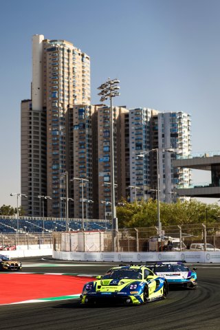#97 - Rutronik Racing - Dustin BLATTNER - Dennis MARSCHALL - Loek HARTOG - Porsche 911 GT3 R (992) 
