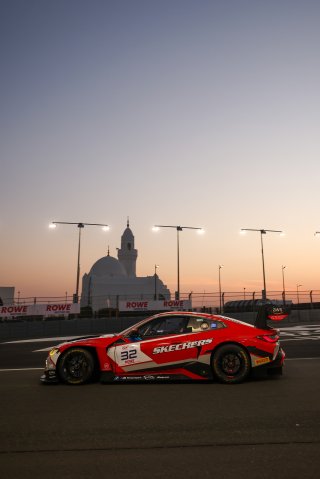 #32 - Team WRT - Sheldon VAN DER LINDE - Dries VANTHOOR - Charles WEERTS - BMW M4 GT3