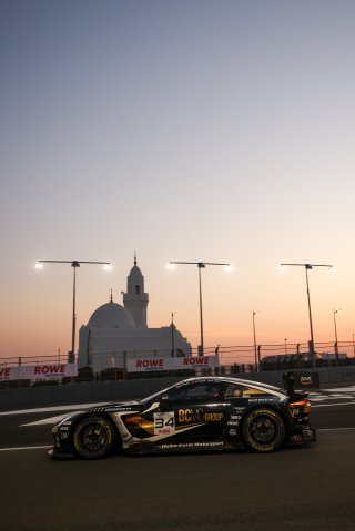 #34 - Walkenhorst Motorsport - David PITTARD - Henrique CHAVES - Ross GUNN - Aston Martin Vantage AMR GT3 EVO