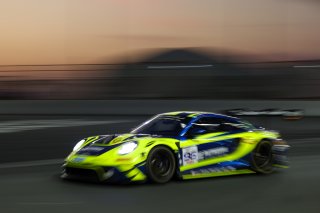 #96 - Rutronik Racing - Patric NIEDERHAUSER - Sven MÜLLER - Julien ANDLAUER - Porsche 911 GT3 R (992)