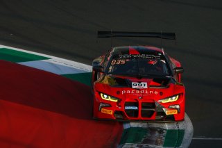 #991 - Paradine Competition - Darren LEUNG - Toby SOWERY - Jake DENNIS - BMW M4 GT3