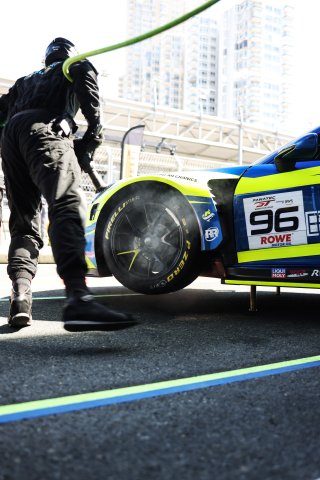 #96 - Rutronik Racing - Patric NIEDERHAUSER - Sven M�LLER - Julien ANDLAUER - Porsche 911 GT3 R (992) 