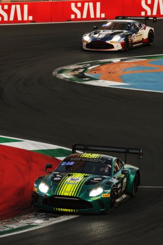 #12 - Comtoyou Racing - Matisse Lismont - Nicolas BAERT - Sebastian ØGAARD - Aston Martin Vantage AMR GT3 EVO 