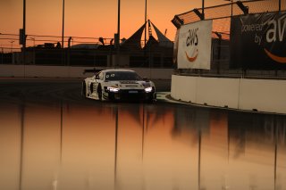 #25 - Sainteloc Racing - Paul EVRARD - Gilles MAGNUS - Jim PLA - Audi R8 LMS GT3 EVO II 