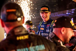#97 - Rutronik Racing - Loek HARTOG - Porsche 911 GT3 R (992) 