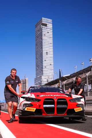 #32 - Team WRT - Sheldon VAN DER LINDE - Dries VANTHOOR - Charles WEERTS - BMW M4 GT3 