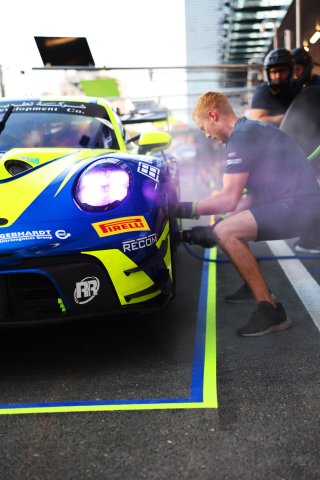 #97 - Rutronik Racing - Dustin BLATTNER - Dennis MARSCHALL - Loek HARTOG - Porsche 911 GT3 R (992) 