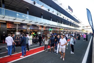 Autograph session