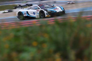 #23 - Team RJN - McLaren 720S GT3 EVO