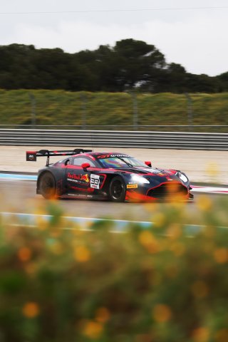 #33 - Verstappen.com Racing - Aston Martin Vantage AMR GT3 EVO