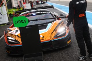 #5 - Optimum Motorsport - McLaren 720S GT3 EVO