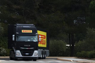 Teams and partners arrive at the circuit