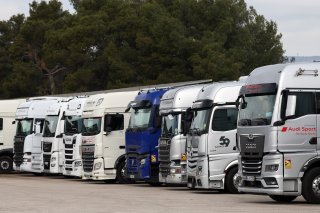 Teams and partners arrive at the circuit