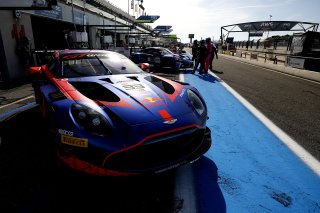#33 - Verstappen.com Racing - Thierry VERMEULEN - Chris LULHAM - Harry KING - Aston Martin Vantage AMR GT3 EVO