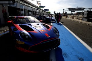 #33 - Verstappen.com Racing - Thierry VERMEULEN - Chris LULHAM - Harry KING - Aston Martin Vantage AMR GT3 EVO