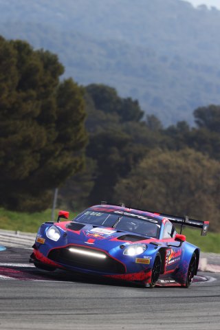 #33 - Verstappen.com Racing - Thierry VERMEULEN - Chris LULHAM - Harry KING - Aston Martin Vantage AMR GT3 EVO
