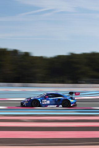 #97 - Rutronik Racing - Antares AU - Morris SCHURING - Loek HARTOG - Porsche 911 GT3 R (992)