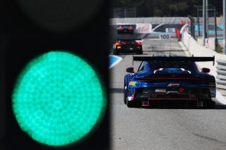 #97 - Rutronik Racing - Antares AU - Morris SCHURING - Loek HARTOG - Porsche 911 GT3 R (992)