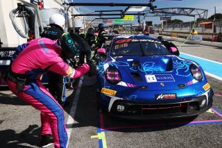#97 - Rutronik Racing - Antares AU - Morris SCHURING - Loek HARTOG - Porsche 911 GT3 R (992)