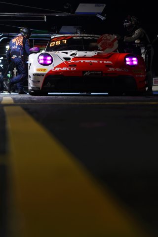 #80 - Lionspeed GP -  Gabriel RINDONE - Patrick KOLB - Ricardo FELLER - Porsche 911 GT3 R (992)
