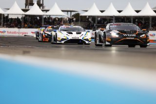 #76 - Barwell Motorsport - Christian BOGLE - Bijoy GARG - Adam ALI - Lamborghini Huracan GT3 EVO2
