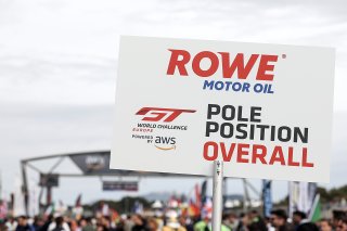 The grid before the start of the race