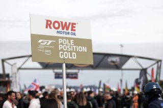 The grid before the start of the race