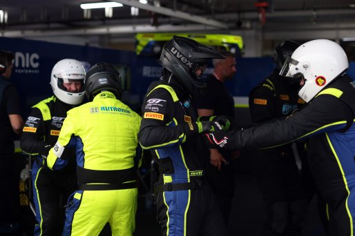 #96 - Rutronik Racing  | SRO / JEP